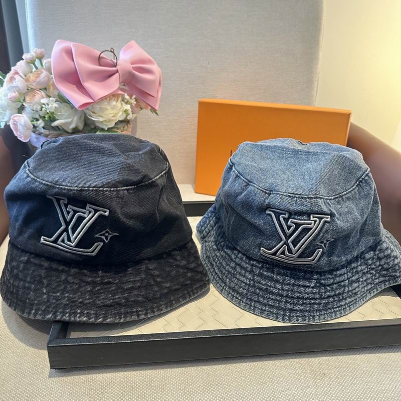 LV Hat 010403